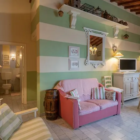 Villino Single House Garden Shared Pool Wi-fi 펜션 *